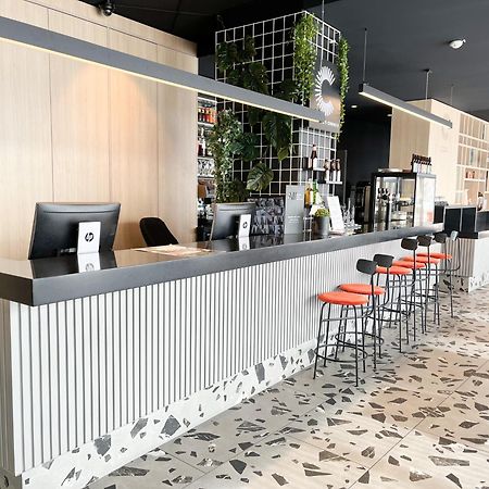 Ibis Martigues Centre Hotel Exterior photo