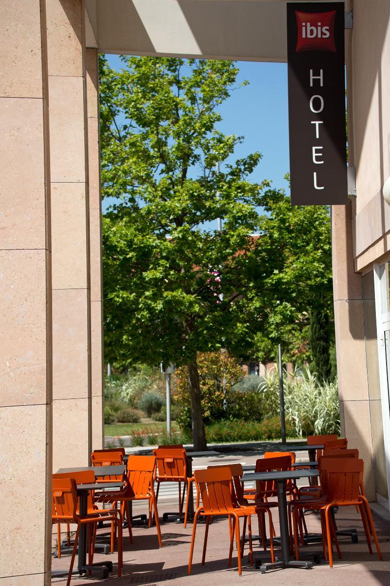 Ibis Martigues Centre Hotel Exterior photo