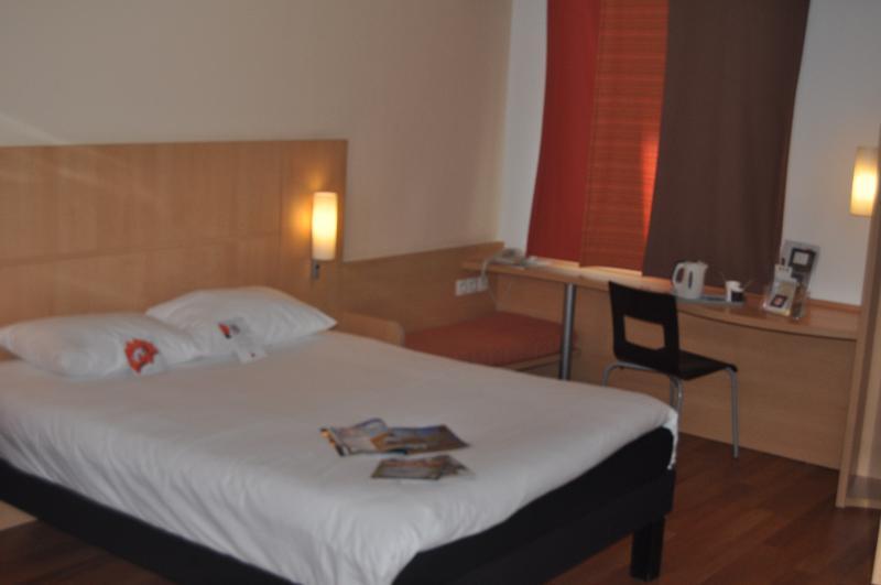 Ibis Martigues Centre Hotel Exterior photo