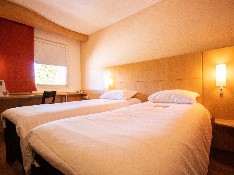 Ibis Martigues Centre Hotel Exterior photo